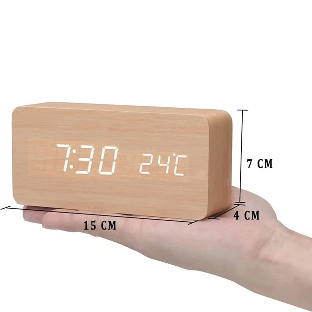 EcoLED Clock - Digitalt trälarm med röststyrning MILA Sverige