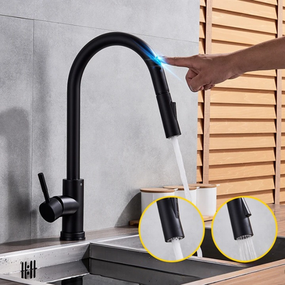 Royallure Touch-Sensor Utdragbar Kökspip – Handsfree Flöde, Svängbar Spruta & Germ-Säker Carvallo
