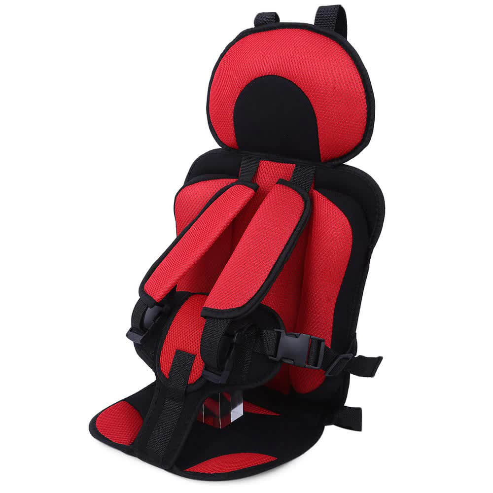 Roter und schwarzer Kindersitz, Sicherheitsautositz, verstellbar, gepolstert, für Kleinkinder.